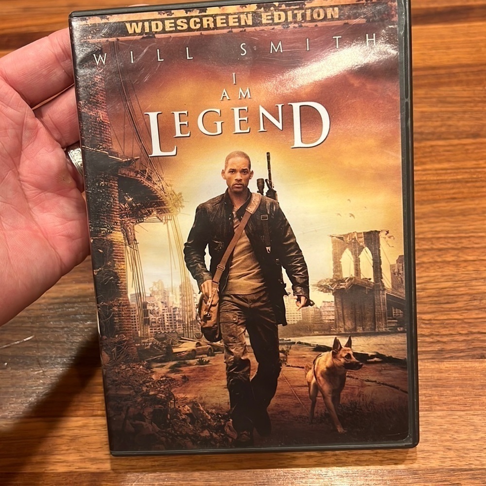 I Am Legend - DVD - Like New